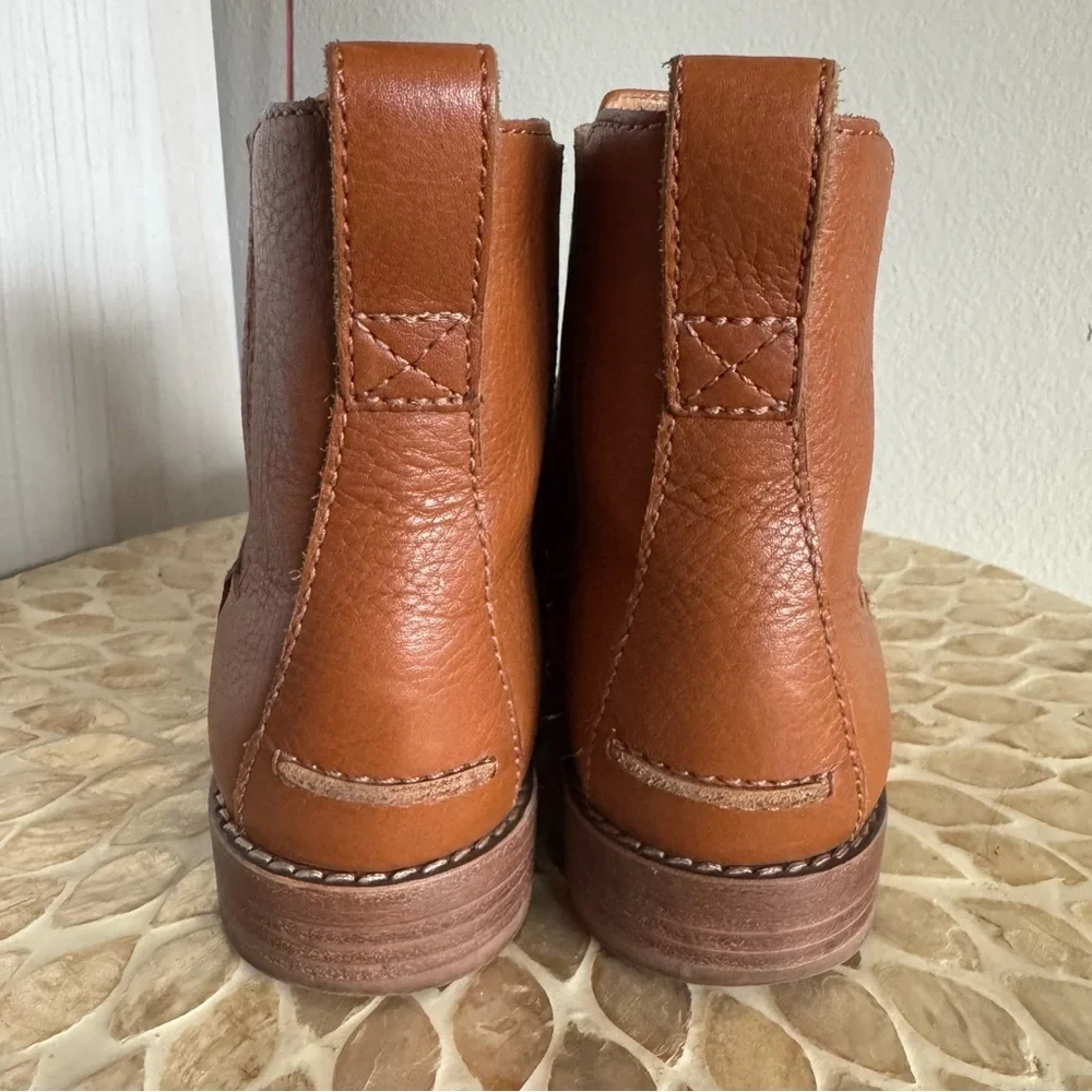 Madewell Tan Ainsley Chelsea Leather Ankle Boots size 6M - Picture 10 of 12